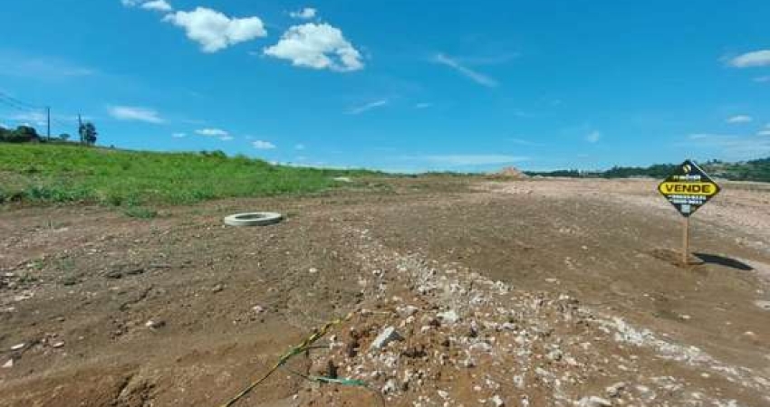 Terreno no Lago de Olarias