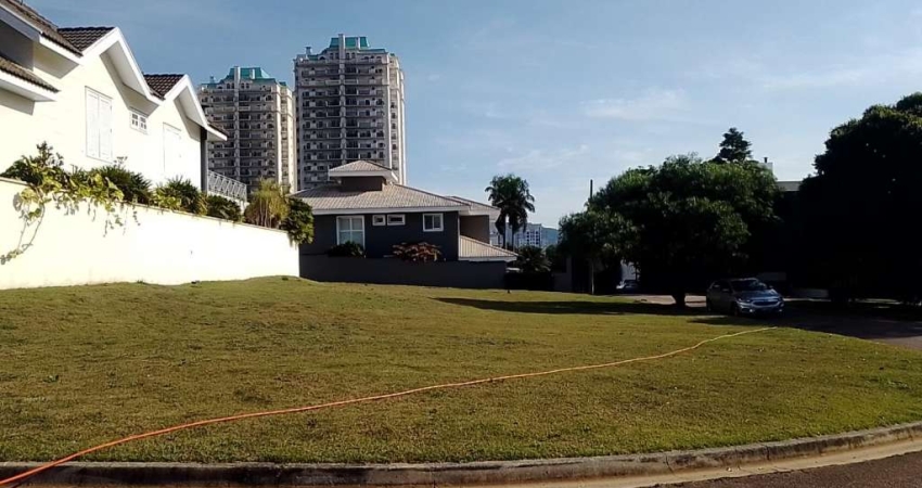 excelente terreno de 492 m2 no condominio quinta das laranjeiras, localizado entre a av 9 de jullho e av jundiai, esquina mercado dom olivio na rua do retiro, terreno plano em otima localização no con