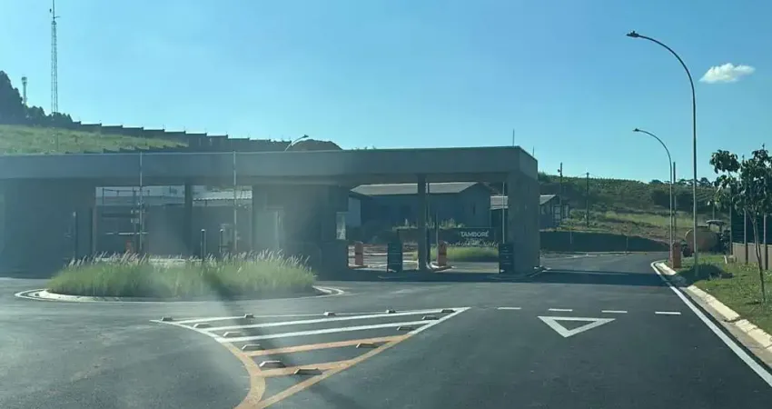 Terreno à venda na Avenida José Mezzalira, 10, Ivoturucaia, Jundiaí