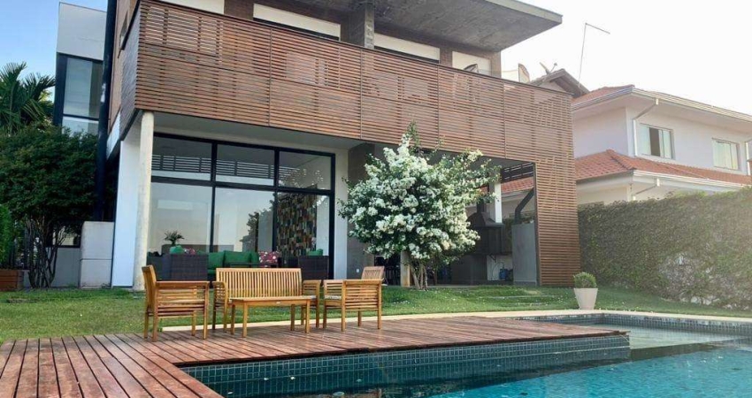 Esta casa deslumbrante oferece uma combinação perfeita de conforto, modernidade condomínio Reserva da Serra, com uma vista privilegiada