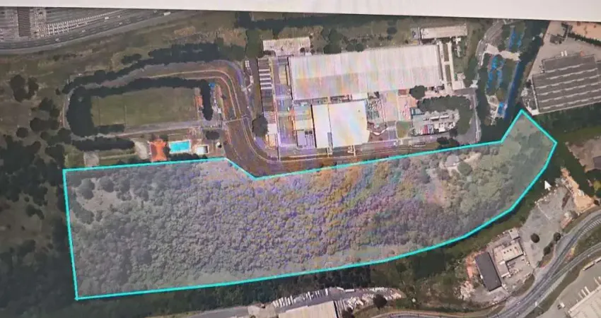 OPORTUNIDADE &#218;NICA: Terreno de 93.000 m&#178; em Itapevi, ao Lado da Rodovia Castelo Branco! Ideal para Investidores!