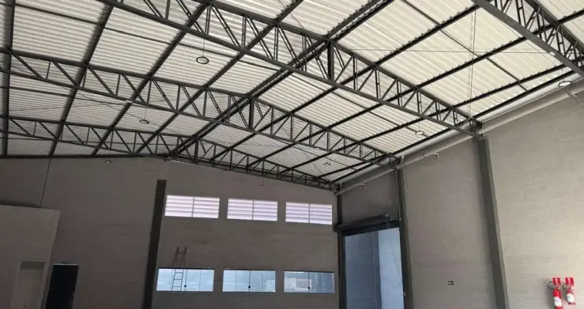 Salão comercial de 300 metros quadrados, localizada em uma esquina apenas 150m da Av Tenente Marques proximo shopping