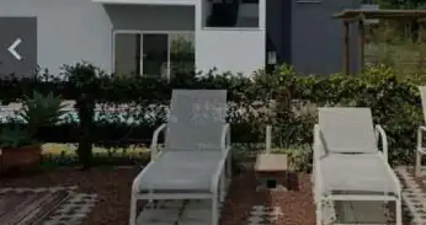 Venda de Luxuosa Casa com 4 Suítes em Condomínio Fechado - Jarinu