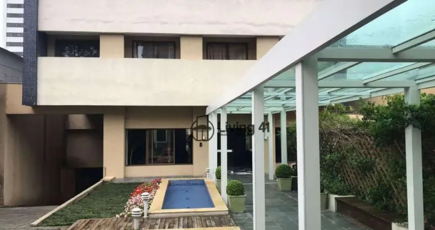 Apartamento com 1 dormitório para alugar, 27 m² por R$ 2.449,00/mês - Centro - Curitiba/PR