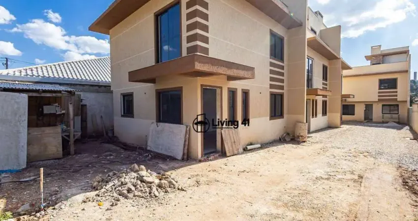 Sobrado com 3 dormitórios à venda, 150 m² por R$ 689.000 - Santa Cândida - Curitiba/PR