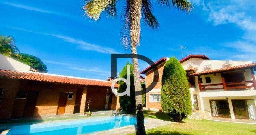 Casa com 4 dormitórios à venda, 386 m² por R$ 1.700.000,00 - Condomínio Marambaia - Vinhedo/SP