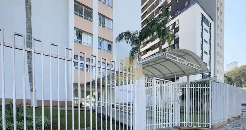 Apartamento com 2 dormitórios à venda, 55 m² por R$ 389.000 - Água Verde - Curitiba/PR