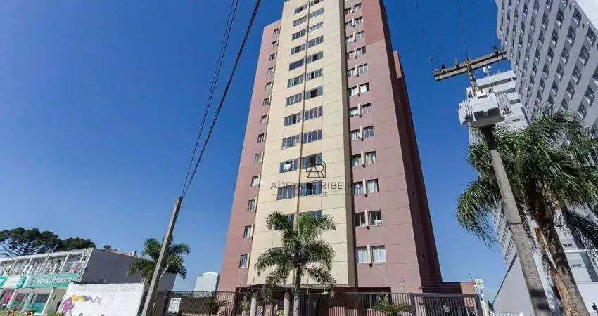 Apartamento com Sacada e churrasqueira  e 3 dormitórios à venda, 71 m² por R$ 420.000 - Capão Raso - Curitiba/PR
