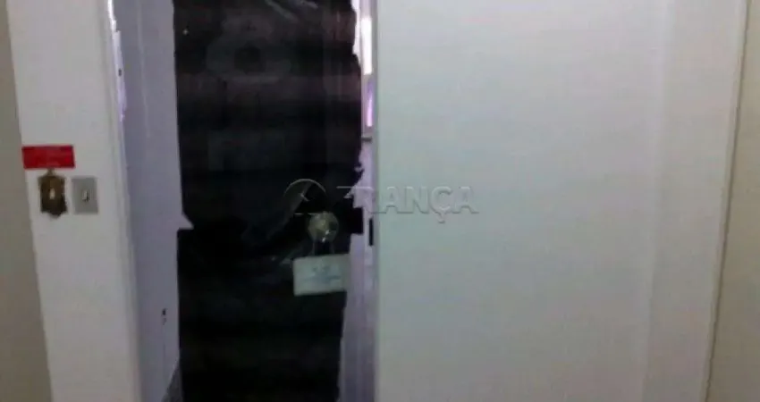 Sala comercial para alugar no Centro, Jacareí 