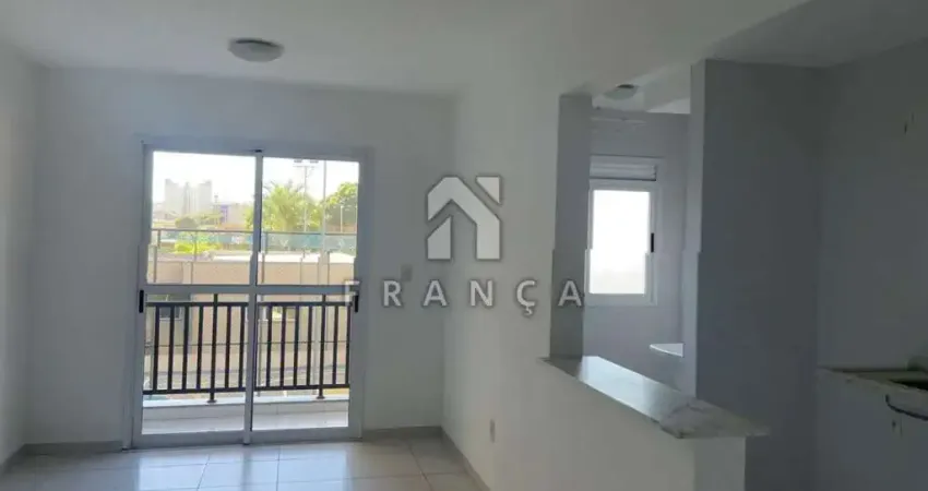 Apartamento com 3 quartos para alugar no Centro, Jacareí 