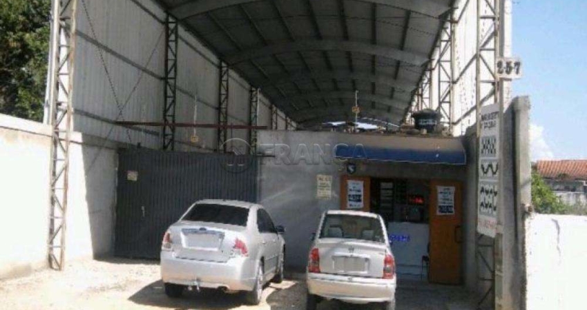 Barracão / Galpão / Depósito à venda no Jardim Esperança, Jacareí 