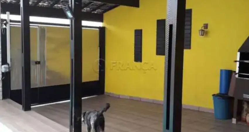 Casa com 2 quartos à venda no Residencial Santa Paula, Jacareí 