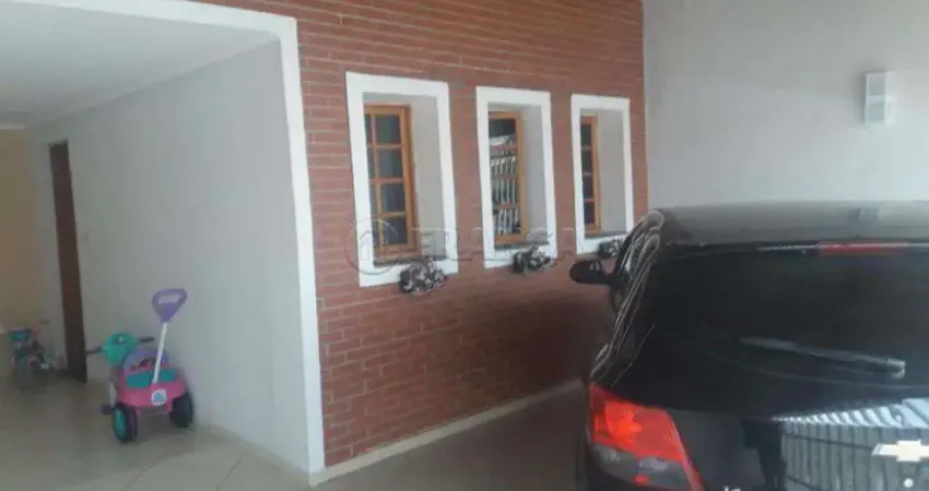 Casa com 3 quartos à venda no Parque Brasil, Jacareí 