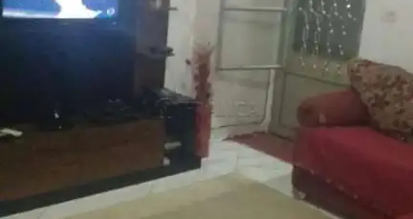 Casa 2 Dormitórios - Jardim Santa Hermínia - São José dos Campos