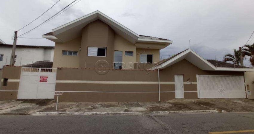 CASA 3 DORMITÓRIOS SENDO 1 SUITE BAIRRO JADRIM SANTA MARIA JACAREÍ