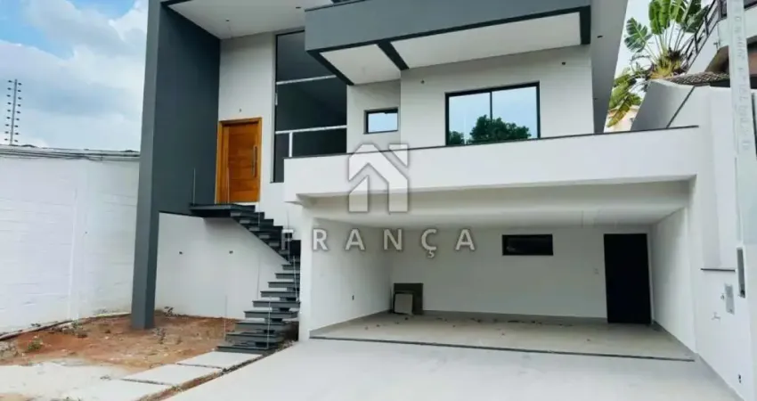 Casa Alto Padrão - Condomínio Coleginho