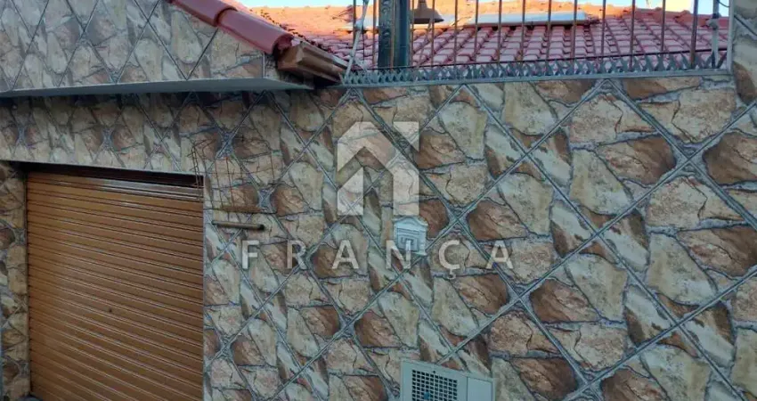 Casa 02 dormitorios com edicula de 01 dormitorio santa branca sp