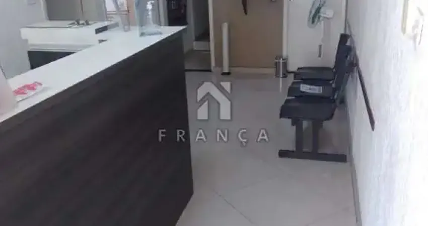 Casa com 4 quartos à venda no Centro, Jacareí