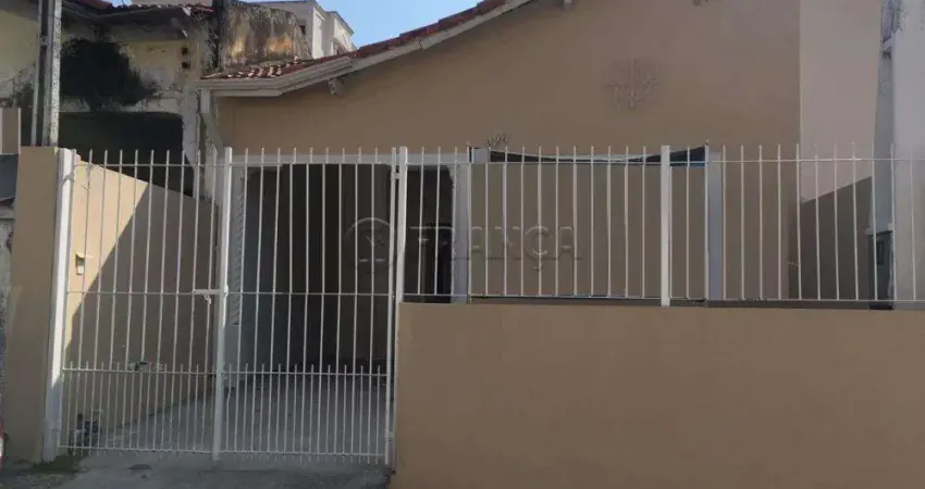 CASA 3 DORMITÓRIOS SENDO 1 SUÍTE - CENTRO - JACAREÍ
