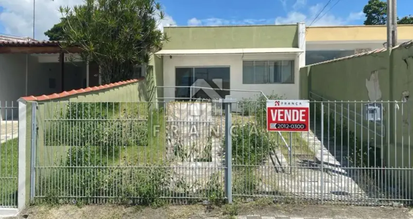 Casa com 4 quartos à venda na Vila Pinheiro, Jacareí