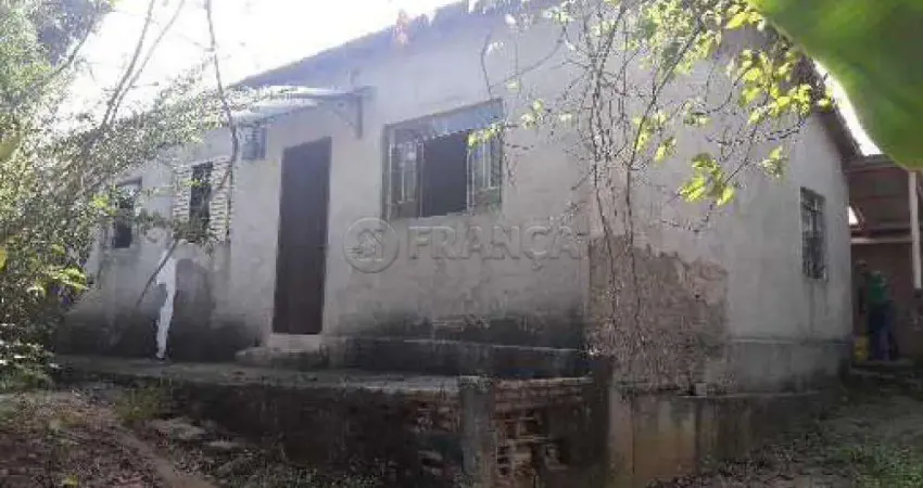 Chácara com terreno de 1.366 m² bairro chácaras reunidas igarapés - jacareí