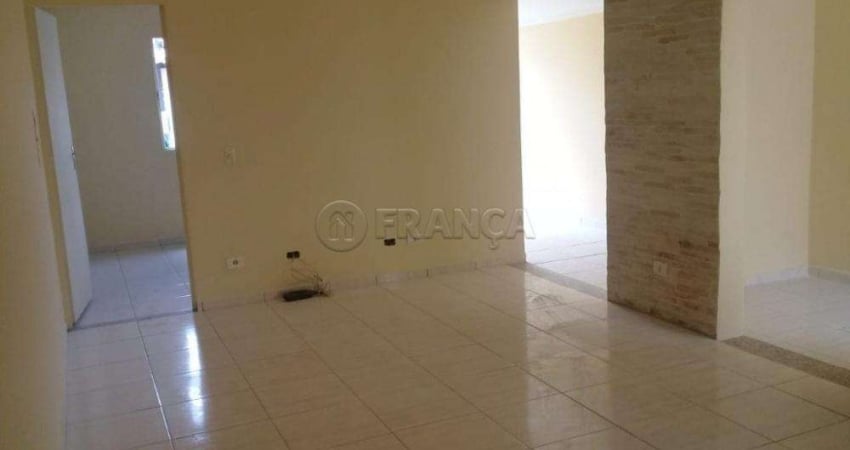 CASA 2 DORMITÓRIOS EM CONDOMÍNIO BAIRRO PARQUE CALIFÓRNIA - JACAREÍ