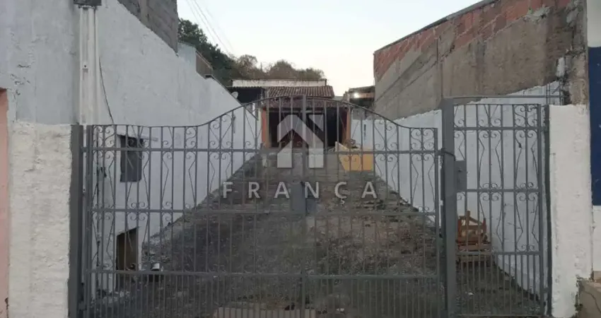 Casa 03 dormitórios  - jardim santo antonio do boa vista jacarei sp