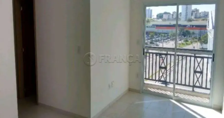 Locação apto 03 dormitórios - edifício saveiro - monte castelo