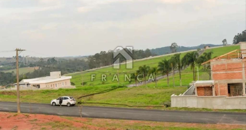 Terreno em condomínio fechado à venda no Parque Residencial Jequitibá, Jacareí 