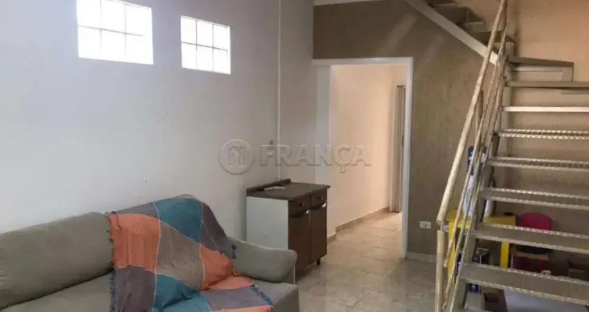 CASA 3 DORMITÓRIOS - CENTRO - JACAREÍ