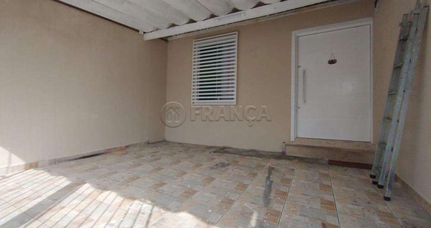 CASA 3 DORMITÓRIOS - PARQUE SANTO ANTONIO - JACAREÍ