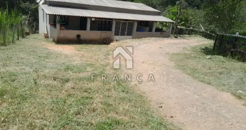 Fazenda para alugar no Jardim Maria Amélia, Jacareí