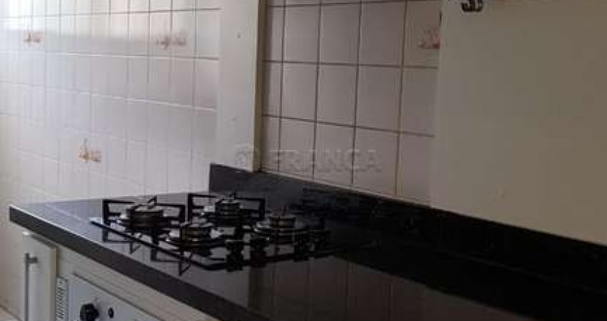 Apartamento com 2 quartos para alugar no Centro, Jacareí 