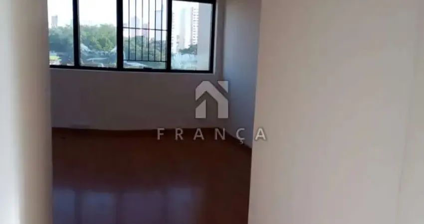 Apartamento- 3 Dormitórios / 1 Suíte- Jardim Augusta - São José dos Campos