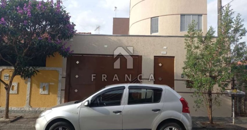 Casa com 3 quartos para alugar no Parque dos Príncipes, Jacareí 