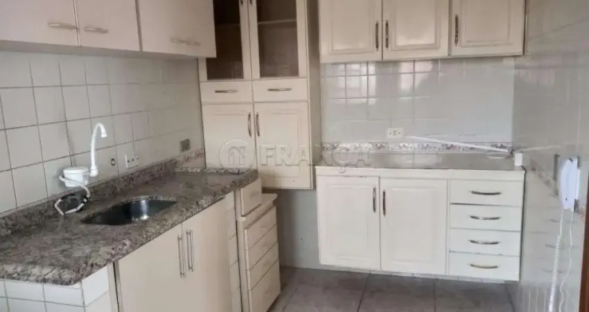 Apartamento com 2 quartos para alugar no Jardim Primavera, Jacareí 