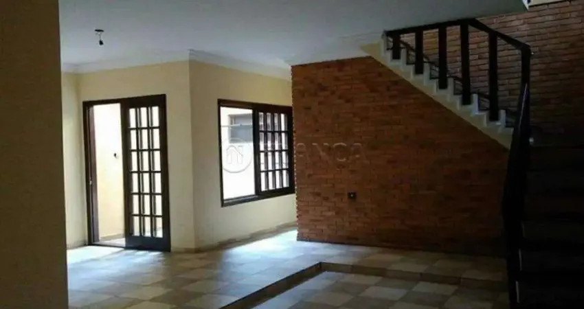 CASA 3 DORMITÓRIOS BAIRRO JARDIM DAS OLIVEIRAS JACAREI