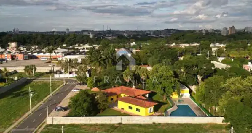 Terreno 300m² plano com gás natural e lazer completo ? pronto para construir!