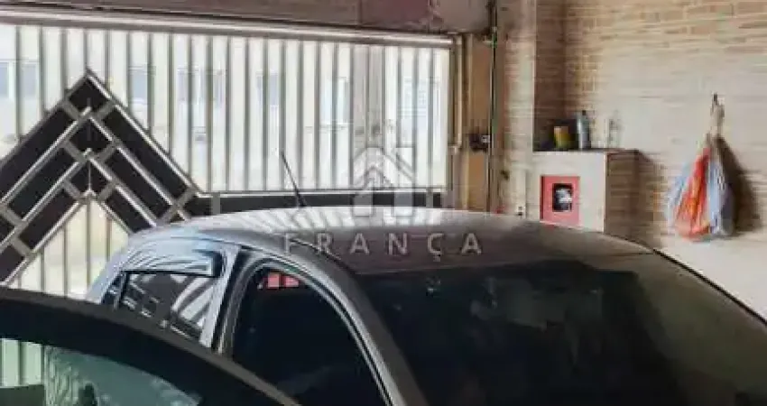 Casa com 3 quartos para alugar na Vila Machado, Jacareí