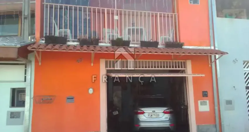 Excelente oportunidade no do Vila Zéze , ideal para quem busca conforto, praticidade e espaço para receber amigos e familiares.