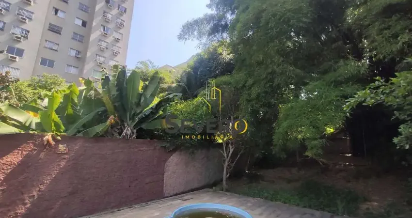 Terreno à venda na Rua Vicente de Lima Cleto, 625, Nova Cidade, São Gonçalo