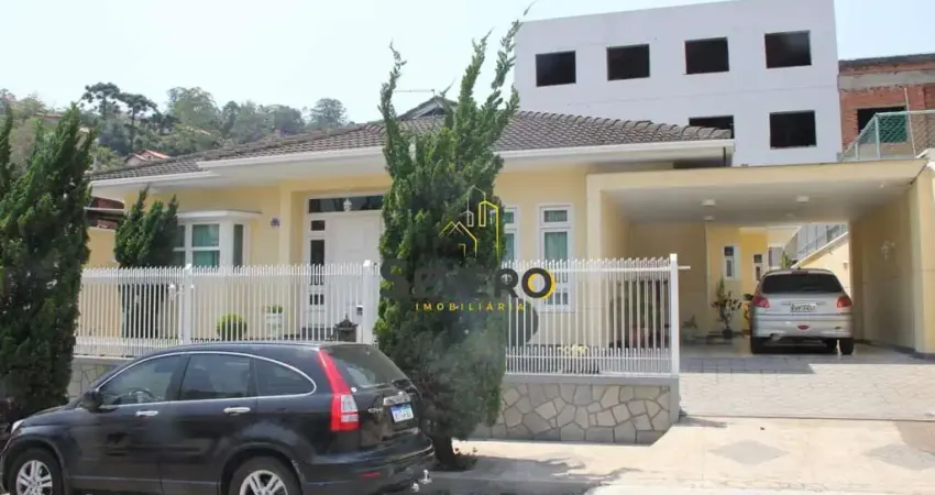 Casa com 5 quartos à venda na Rua Nelson Kemp, 41, Braunes, Nova Friburgo