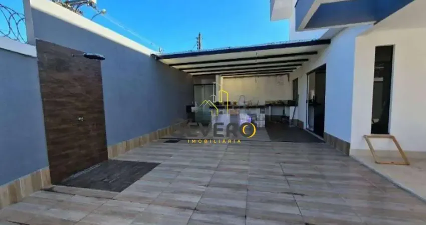 Casa à venda no bairro Piratininga - Niterói/RJ