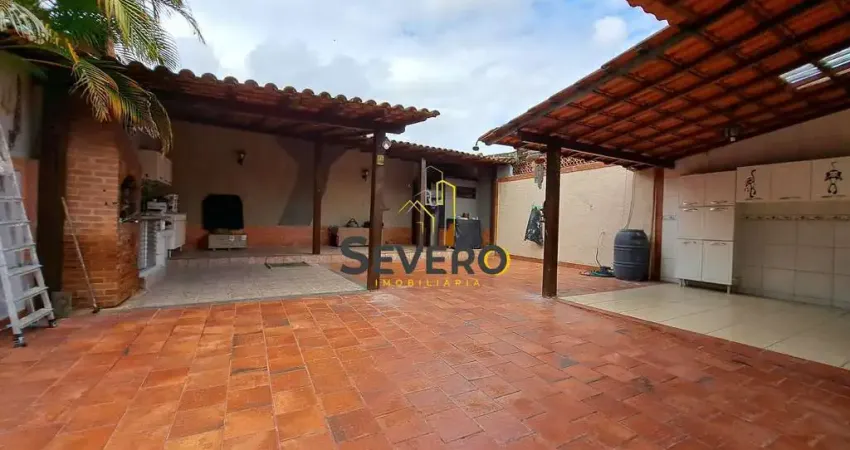 Casa com 2 quartos à venda na Rua Ermínio Cardoso, Colubande, São Gonçalo