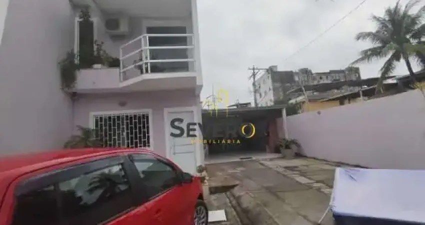 Casa com 2 quartos à venda na Rua Curitiba, Trindade, São Gonçalo