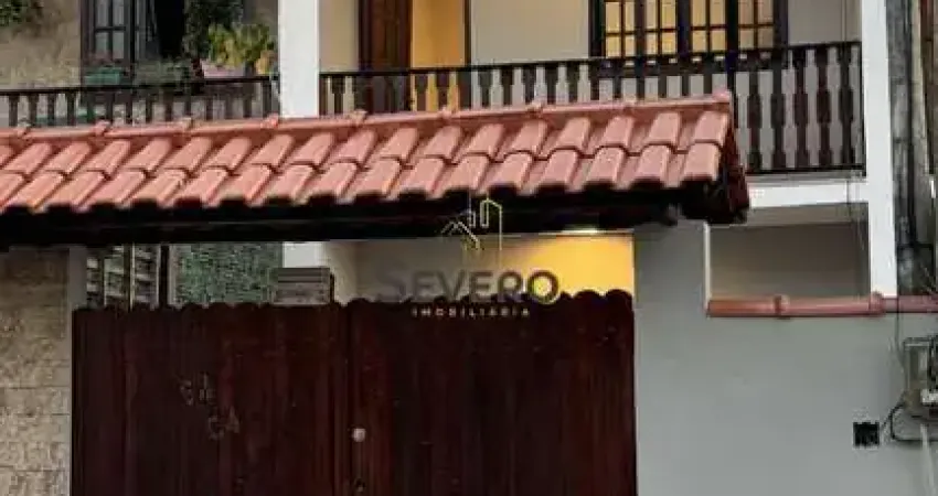 Casa duplex de 2 quartos e área gourmet churrasqueira e garagem