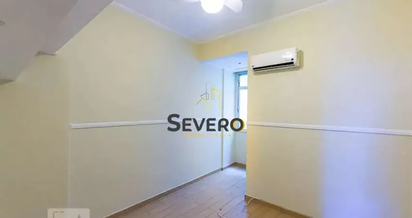 Visconde de Caravelas - Apartamento 2 quartos na quadra da Praia de Icaraí