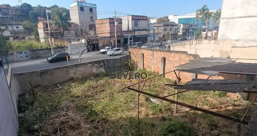 Terreno à venda na Avenida José Mendonça de Campos, Alcântara, São Gonçalo