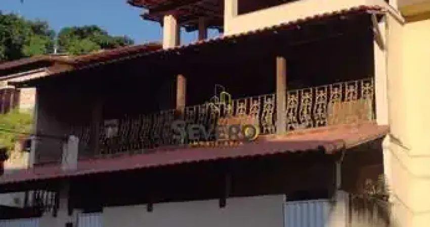 Casa com 5 quartos à venda na Rua Alonso de Faria, 967, Centro, São Gonçalo