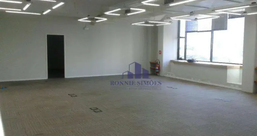 Conjunto Comercial Para Alugar, Brookiln, 8 vagas de garagem, 6 banheiros, 2 copas, 375 m², São Paulo.